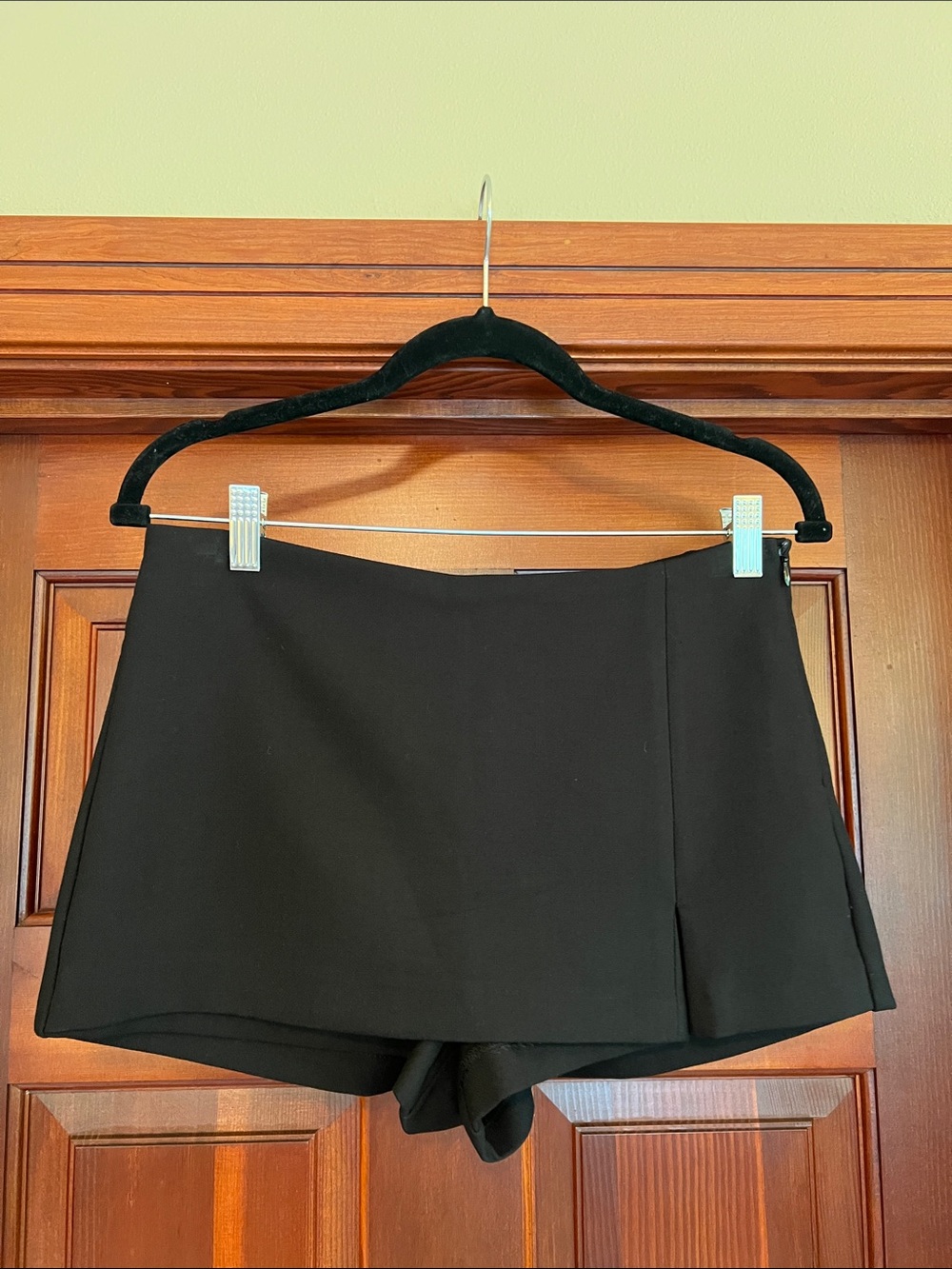 Zara Black Women's Skort with Side Panel